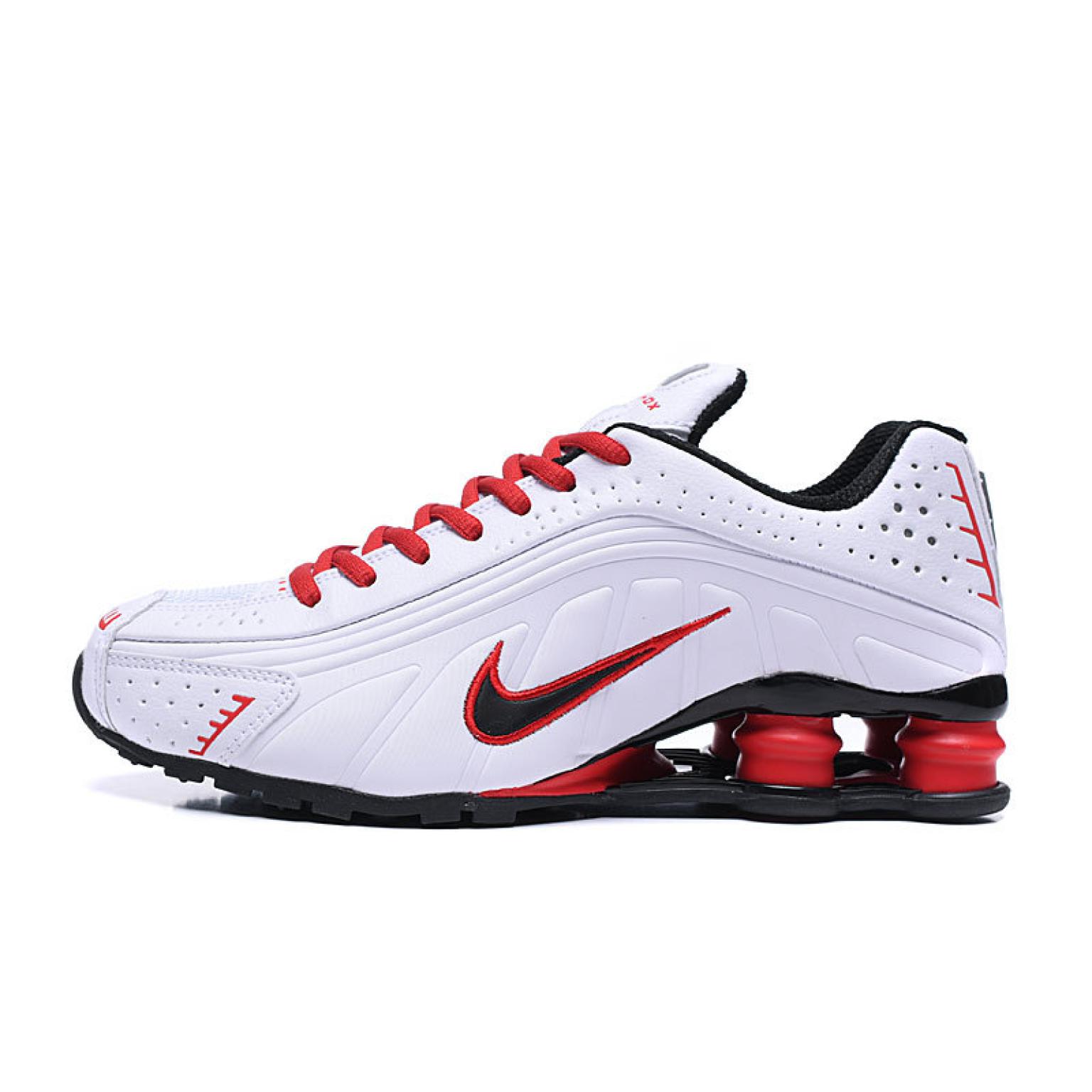 Nike Shox r4